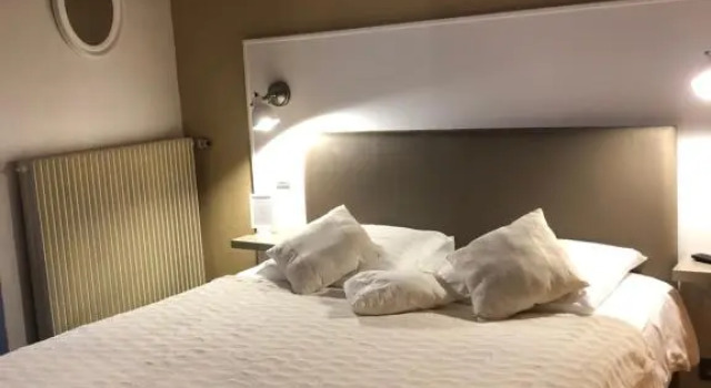 Номер Economy Hotel SPA Au Cheval Blanc