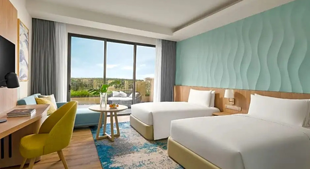 Номер Standard с балконом и с видом на окрестности Holiday Inn Resort Ho Tram Beach by IHG