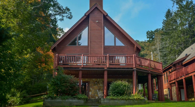 Bear Hollow 5 Bedroom House, Buchen Sie Ferienhaus Hotels in Maryland mit Parkplatz, Parkplätze