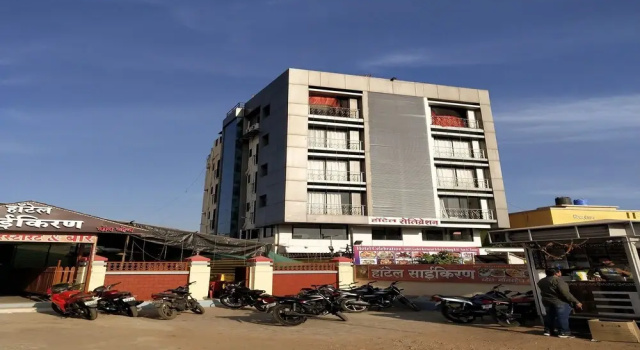 OYO 27737 Hotel Celebration