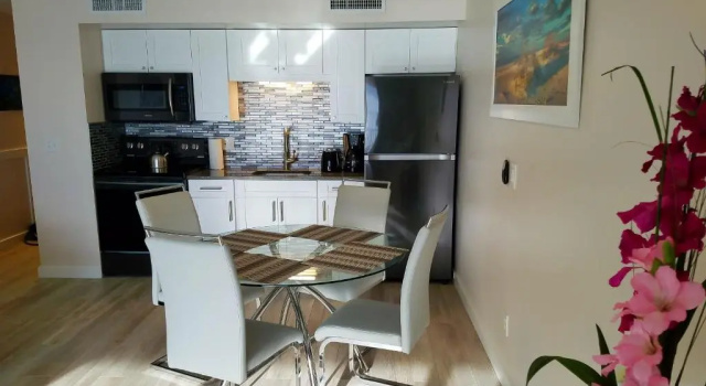 Апартаменты с балконом Gulf and beach view apartment 403