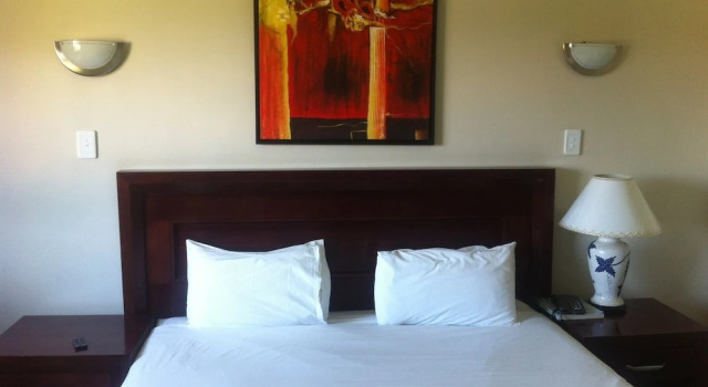 Desert Sands Motel
