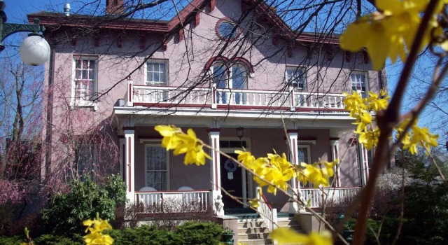 The Doctor's Inn