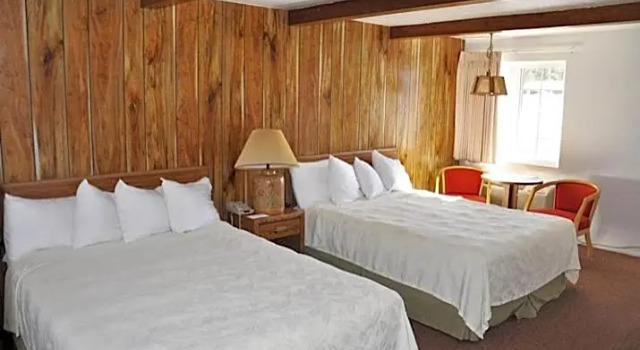 Четырёхместный номер Standard Bryce Canyon Pines