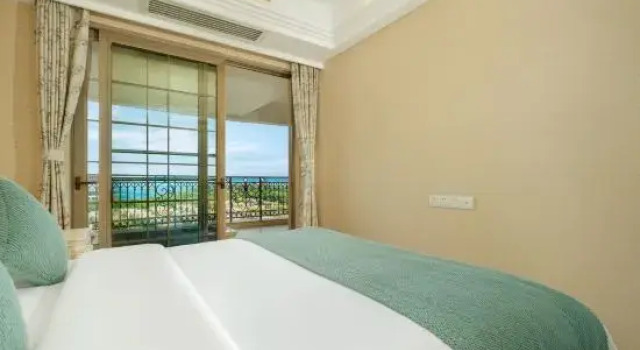 Люкс Deluxe Clearwater Bay Coral Palace Love Lily Seaview Holiday Apartment