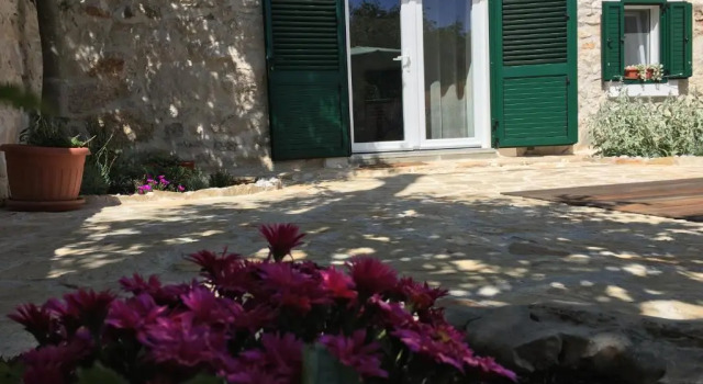 Коттедж Holiday Home Cvita
