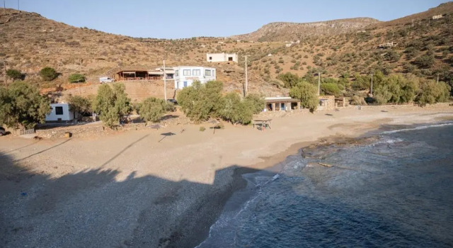 Beachfront bungalow in the area of Kampi, near Koundouros, Забронировать Дом для отпуска Виллы Кундурос, Вилла