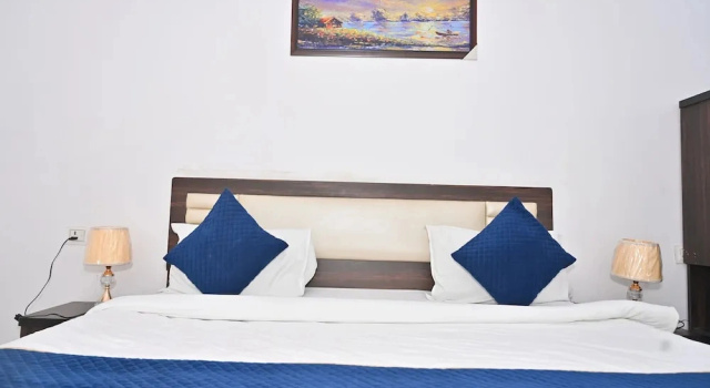 Номер Deluxe Hotel O A-One Unit Of Fantail Hospitality