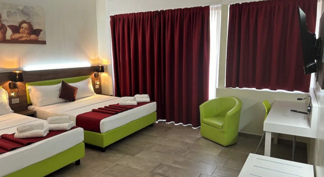 Четырёхместный номер Hotel Stradivari