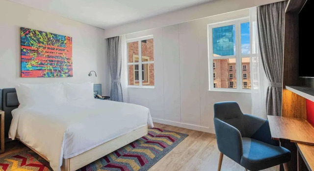 Двухместный семейный номер Standard Hampton By Hilton Sandton Grayston