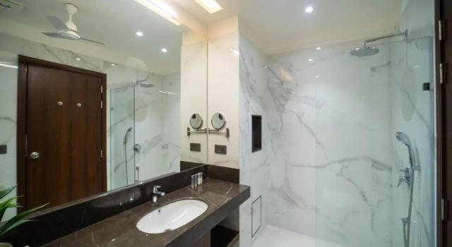 Номер Premium с видом на озеро Aura Boutique Hotel