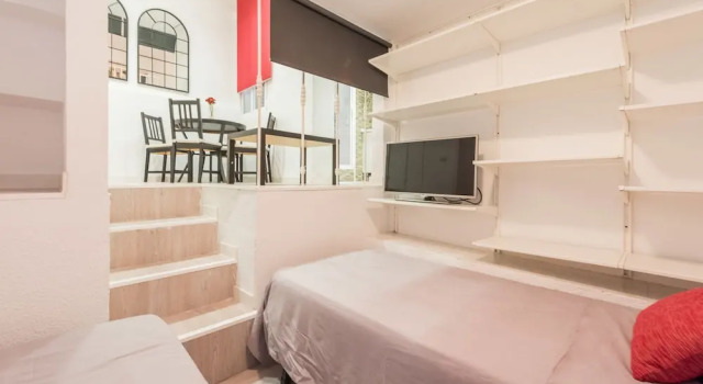 Apartamento Loft Montserrat 1, Забронировать Апартаменты/квартира Апартаменты Мадрида, рядом с Asociación Española de Cooperación Europea, Апартаменты/квартира