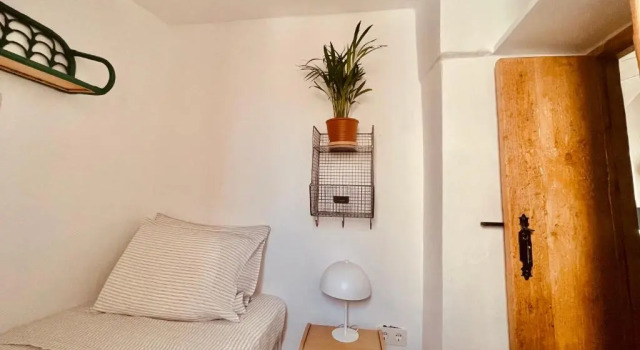 Коттедж Th_eros House