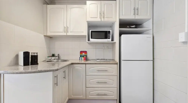 Апартаменты Comfy Studio Near Gabba With Secure Parking