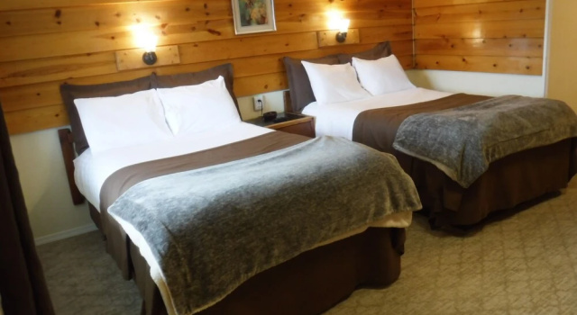 Четырёхместный номер Standard Captains Choice Motel