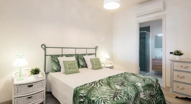 Апартаменты с 2 комнатами с балконом Apartment in SAbba e Sa Pedra complex with pool