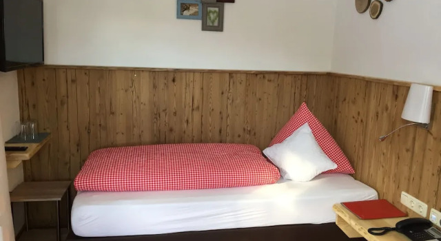 Номер Standard Pension Posthansl