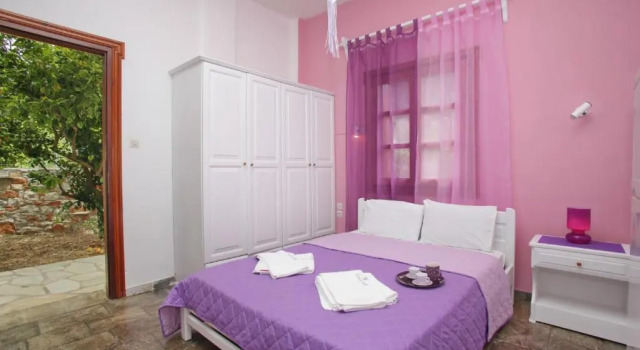 Evaggelia Studios, Забронировать Отель Отели Скопелос с парковкой, Парковка