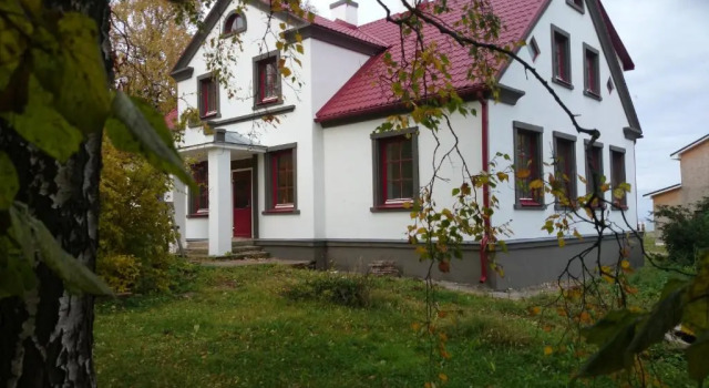 Коттедж с 5 комнатами Virulase Holiday Home