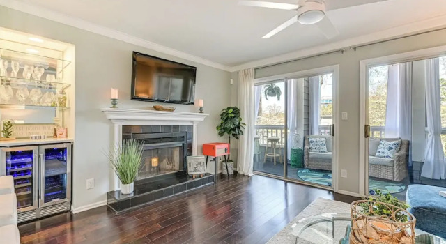 Апартаменты Waterfront Lake Norman Retreat w/ Balcony