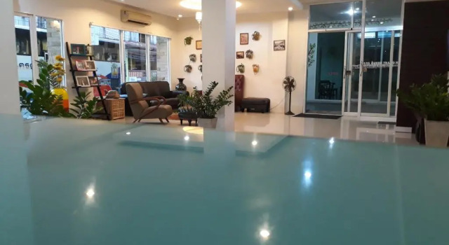 Двухместный номер Superior S2S Queen Trang Hotel