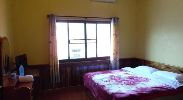 Oudomphone Guesthouse 2, Prenota Hotel Houayxay Bokeu Province