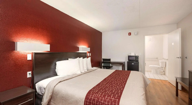 Двухместный номер Deluxe Studio 6 Suites Shreveport, LA Industrial Loop