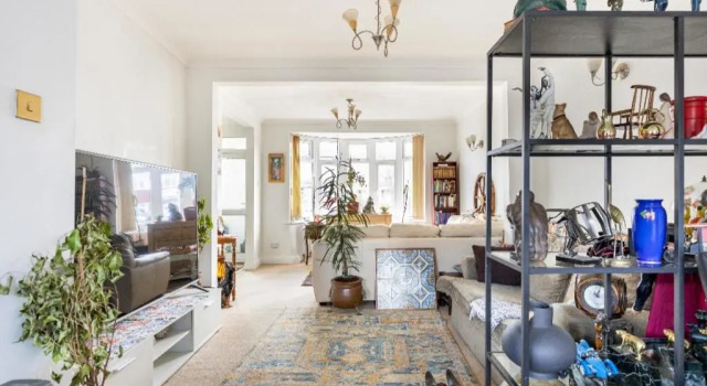 Lovely house, Забронировать Отель Отели Middlesex с парковкой, Парковка
