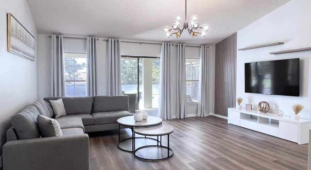 Beautifuly 5bd Pool Gm Hm, Legacy Park-409cr 5 Bedroom Home by RedAwning