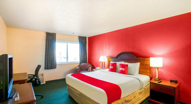 Номер Premium OYO Hotel Spokane North