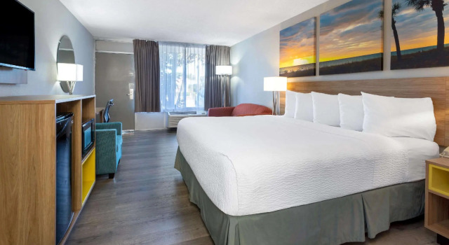 Двухместный номер Standard Цокольный этаж Days Inn by Wyndham Titusville Kennedy Space Center