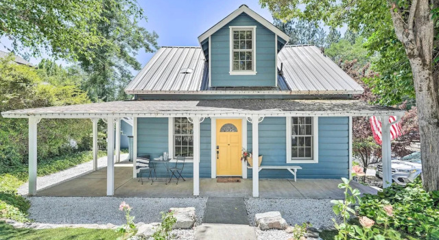 Коттедж Downtown Nevada City 1900 Victorian Retreat!