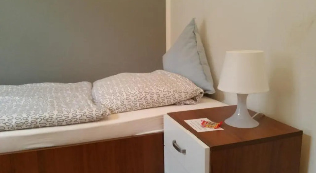 Номер Standard Pension Anna