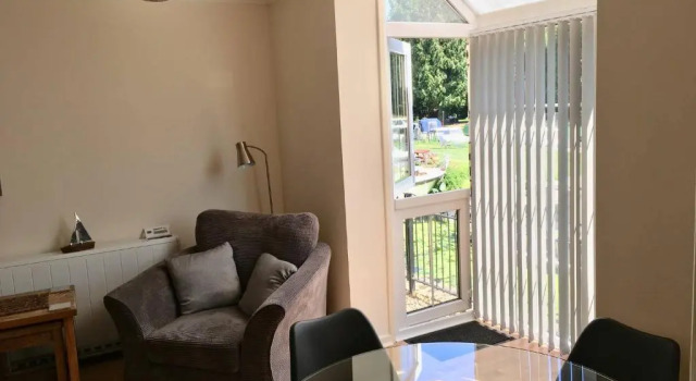 Коттедж River Courtyard Ground Floor Apt 2BR Parking St Neots Town Centre
