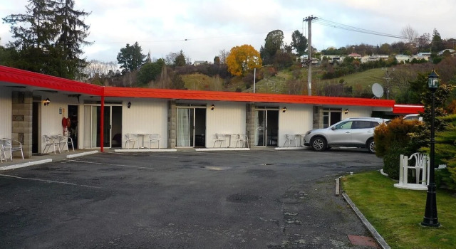 Safari Motel