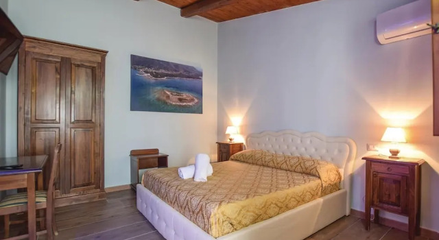 Villa Ginestra, Book Villa Hoteller i Stella Cilento med pool, Swimmingpool