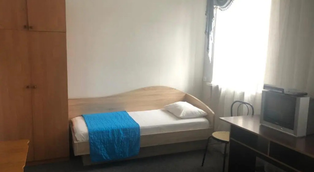 Economy Zimmer U Fedora