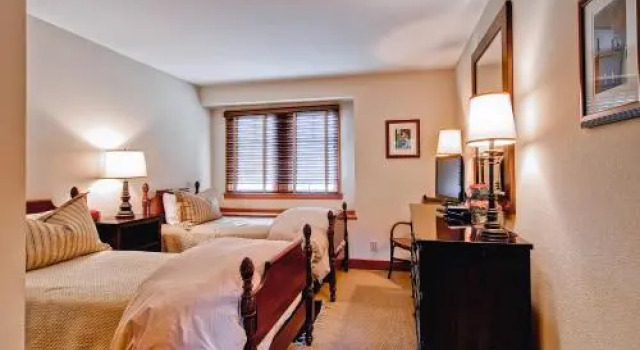 Meadows Townhome M2