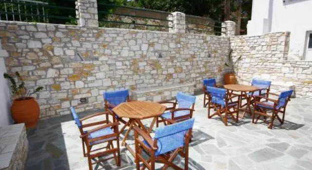 Anna's Parikia Studios, Prenota Hotel Paroikia Paro