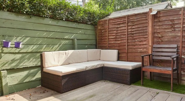Brecknock Road House