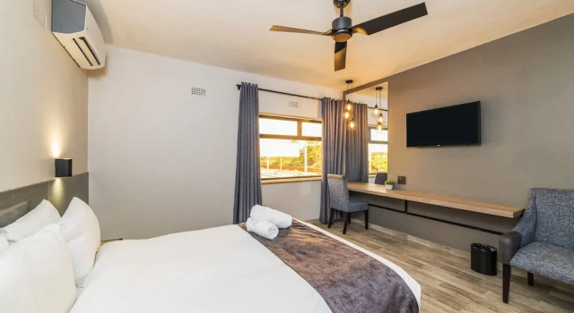 Superior Doppel Zimmer N1 Hotel Rotten Row Harare