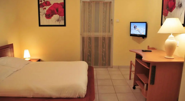 Двухместный номер Standard Hotel Pic Epeiche