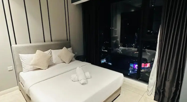 Трёхместный семейный номер Standard Axon Apartment Residential Suite