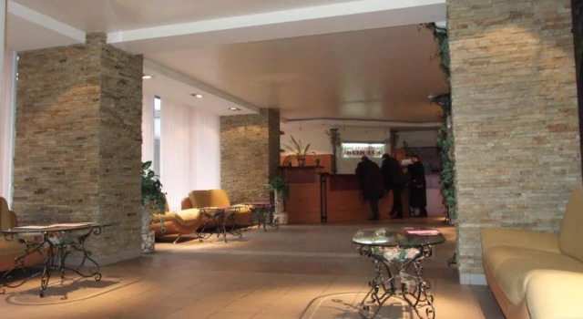 Sanatoriy Kristall, Prenota Resort cura & benessere Truskavec' 