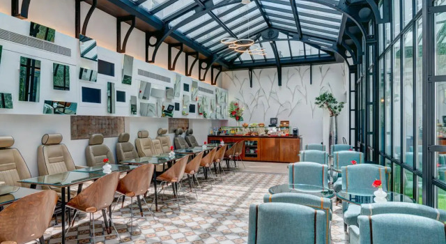 Кровать в общем номере Hotel Joyce - Astotel