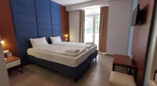 Hotel Tino Sveti Stefan, Rezerwuj Hotel Hotele w Lake Ohrid ze śniadaniem, Śniadanie