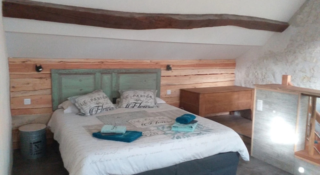 La BerryCurienne proche du Zoo de Beauval Saint-Aignan avec SDB, WC ET SPA PRIVATIF pour chaque chambre, Reserva ahora Bed & breakfast Hoteles en Centro con aparcamiento, Aparcamiento