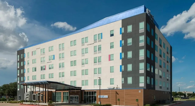 Aloft by Marriott DFW Airport North
