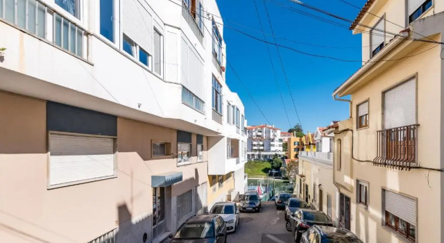 Апартаменты T2 Tiles Apartment Estoril