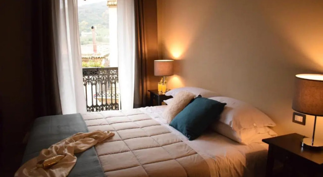 Трёхместный номер Standard с балконом Cento Tari Guest House